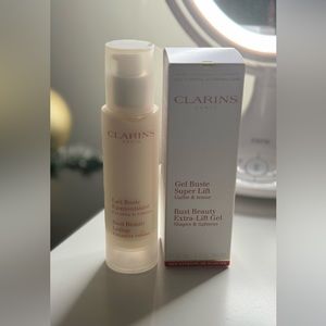 Clarins Bust Gel/ Lotion. Never used.Lost the box while unboxing all products